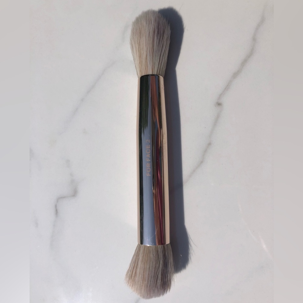Dual-Ended Complexion Brush Number 2 - Picture 2 of 4